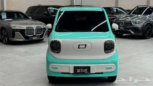 Faw Besturn 2025