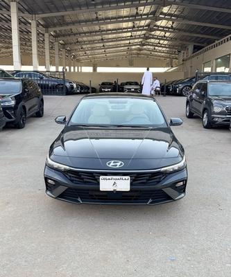 Hyundai Elantra 2025