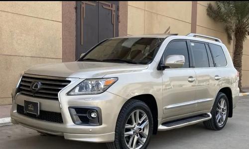 Lexus LX 570 2014