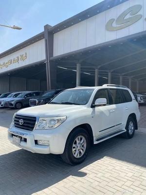 Toyota Land Cruiser 2011