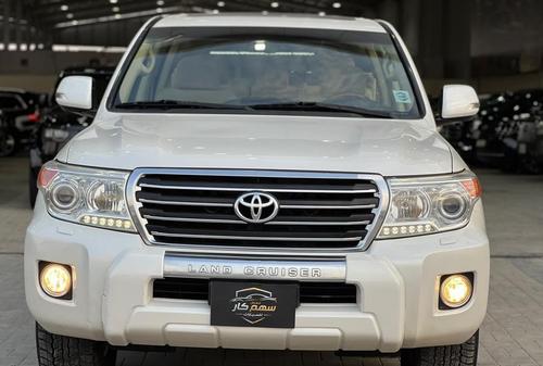 Toyota Land Cruiser 2014