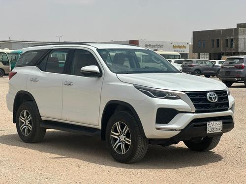 Toyota FJ 2024