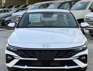 هيونداي إلنترا 2025