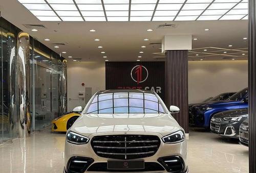 مرسيدس S500 مايباخ 2021
