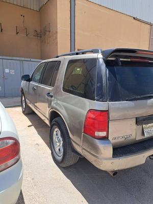 Ford Explorer 2004
