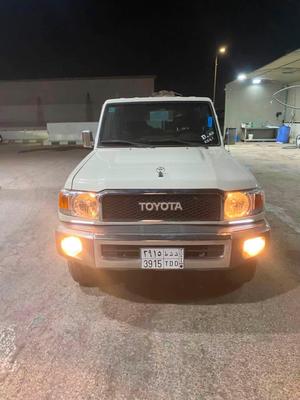 Toyota bz4X 2016