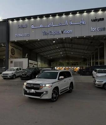 تويوتا لاند كروزر 2021