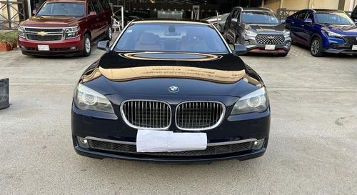 بي ام دبليو 740 2010