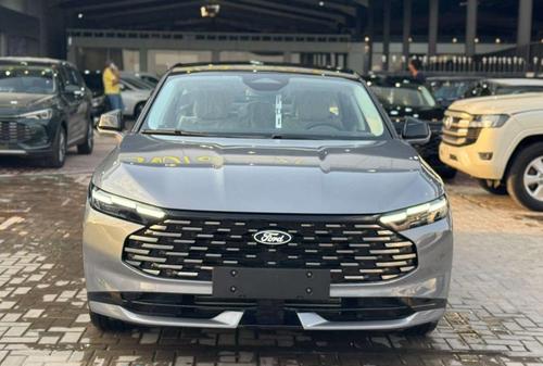 Ford Taurus 2026
