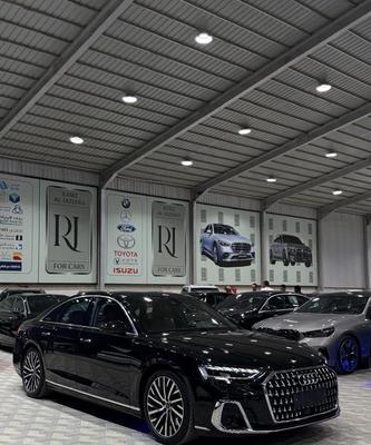 Audi A8 2024