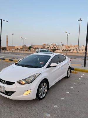 هيونداي إلنترا 2013