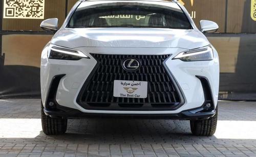 لكزس NX 2025