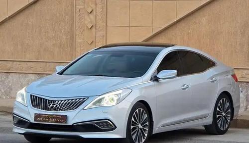Hyundai Azera 2016