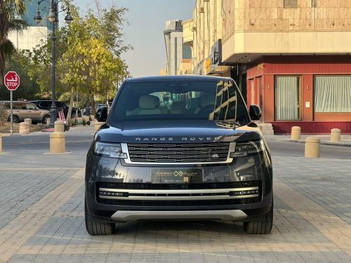 Land Rover Velar 2026