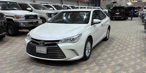 Toyota Camry 2017