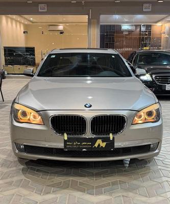 BMW 730 2010