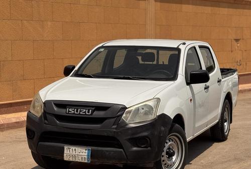 Isuzu D max 2015