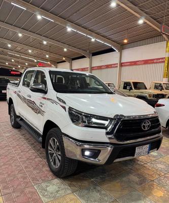 Toyota Hilux 2024