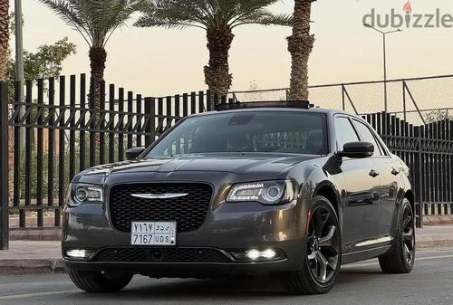 Chrysler 300 2023