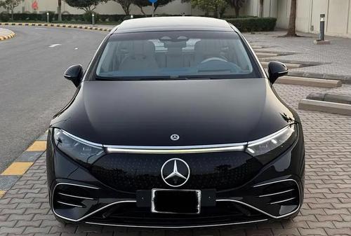 Mercedes EQS 2023