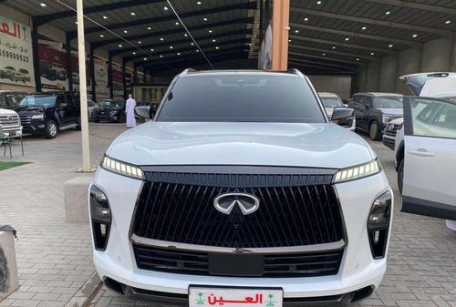 انفينيتي QX80 2025