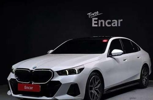 BMW 520 2025