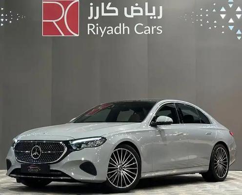 مرسيدس E 200 2025