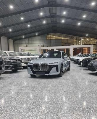 BMW 735 2026