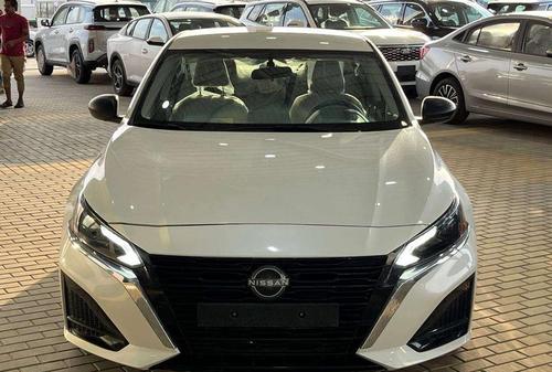 Nissan Altima 2025