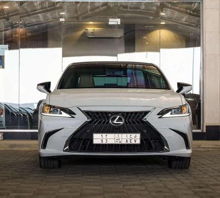 Lexus ES 350 2025