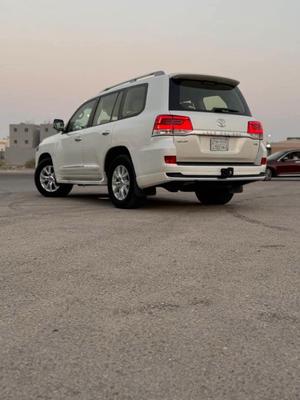 Toyota Land Cruiser 70 2016
